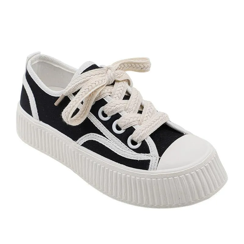 Leisure Canvas Sneakers