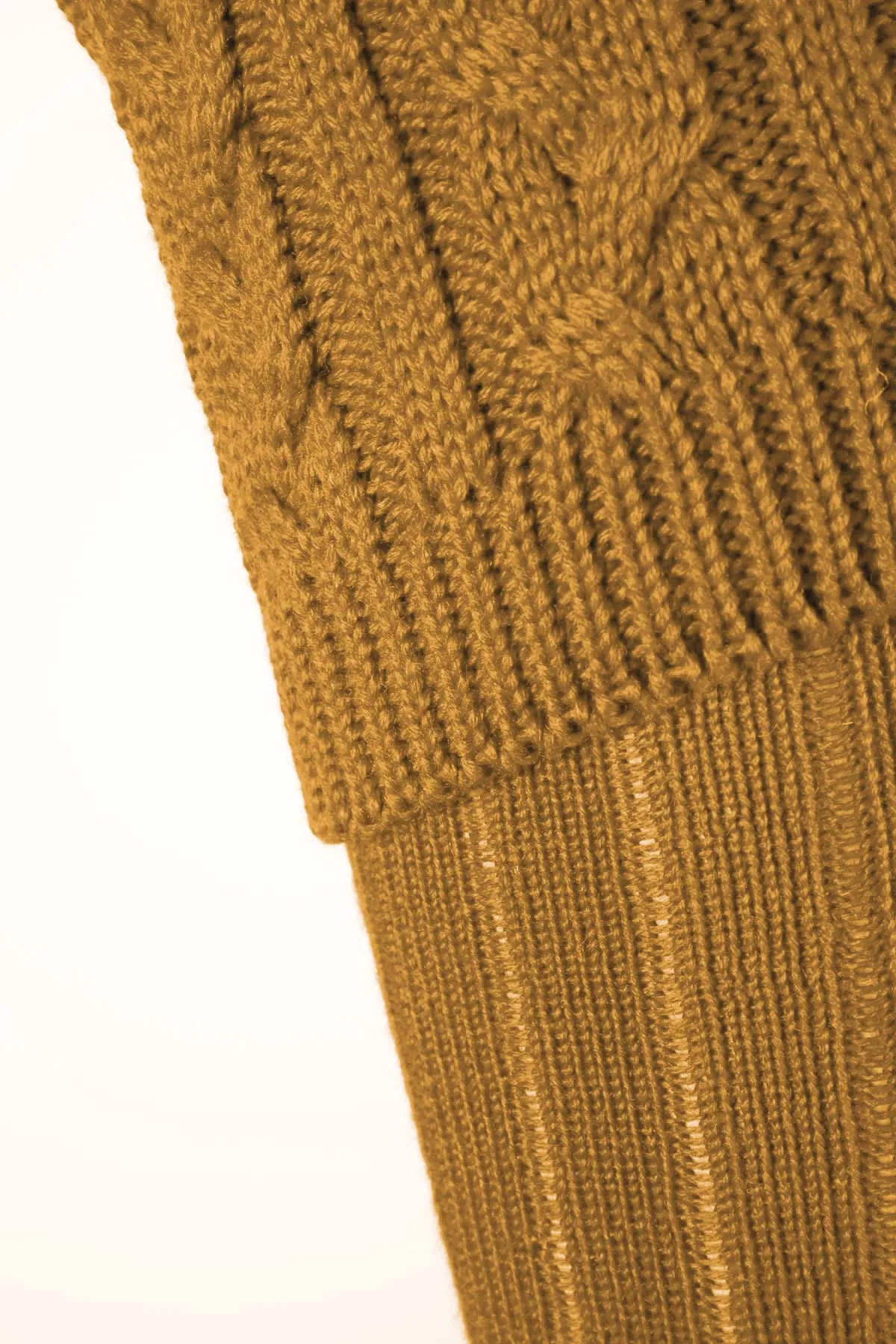 Mens Cable Knit Socks