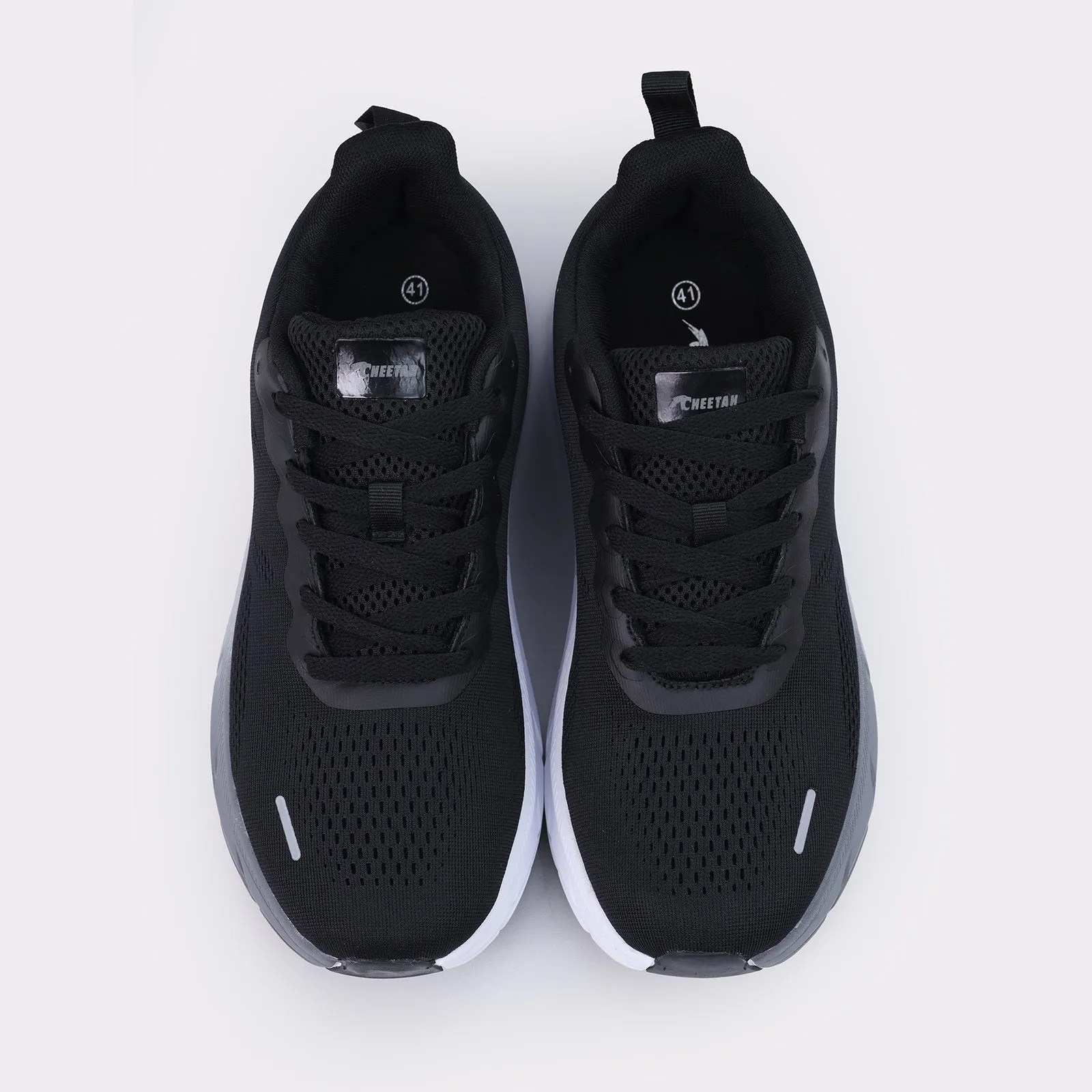 Men's sports sneakers