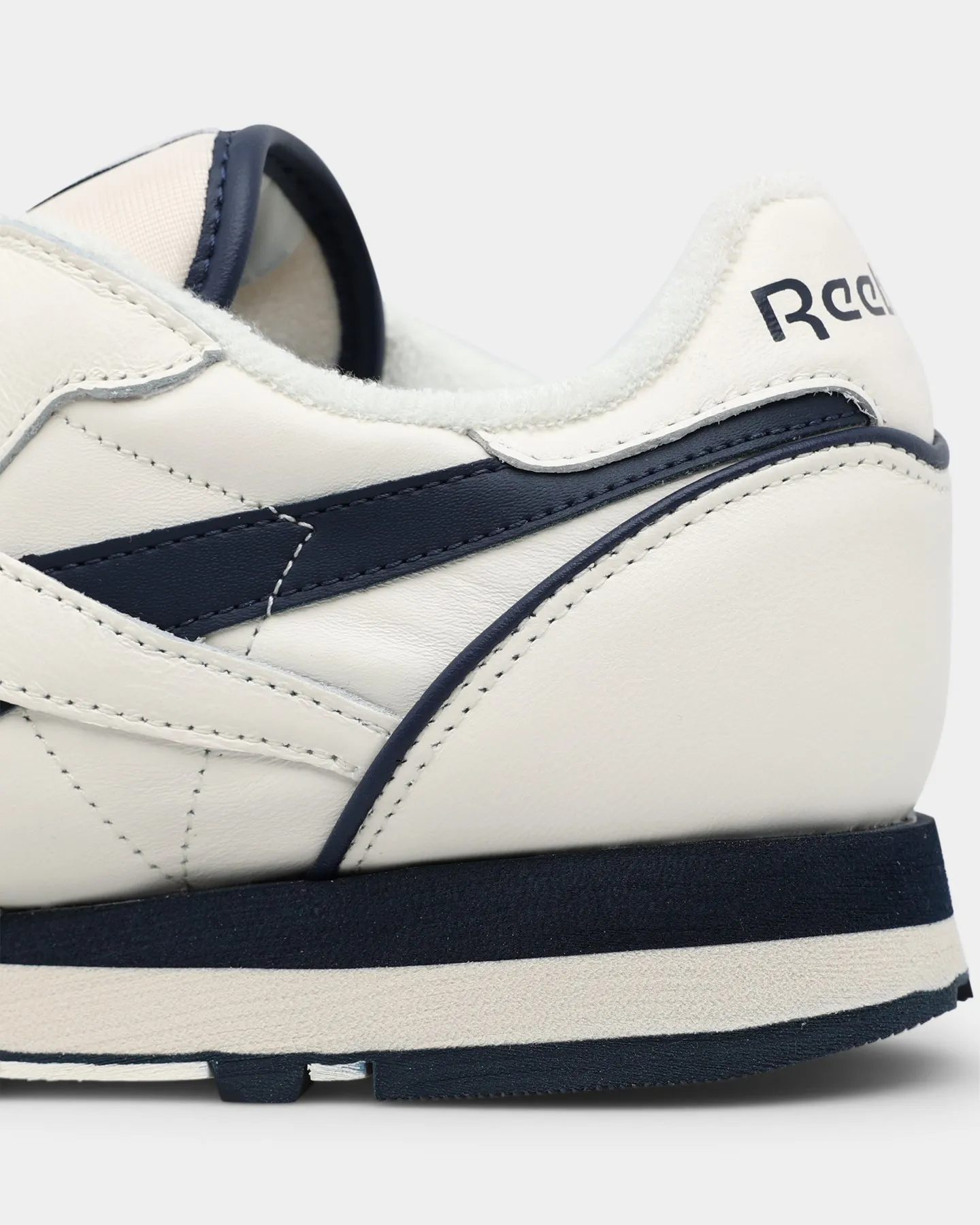 Reebok Classic Leather 1983 Vintage Chalk/Vector Navy