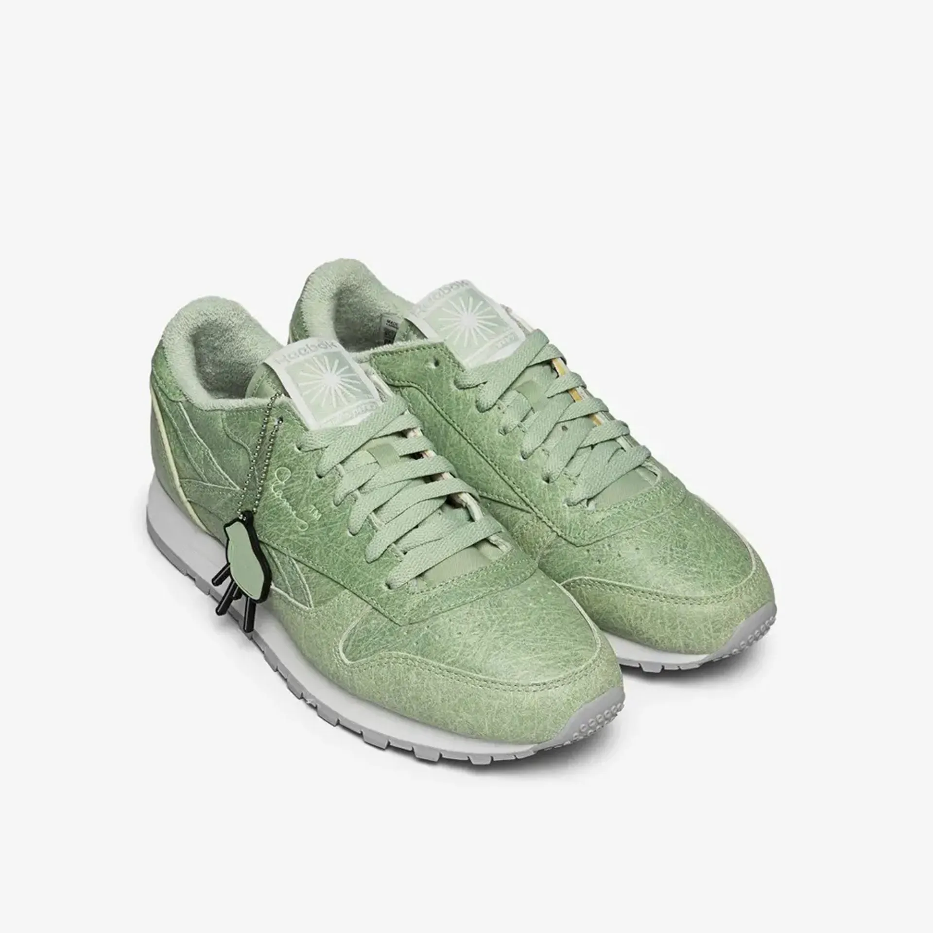 Reebok | EAMES CLASSIC LEATHER  { LIGHT SAGE