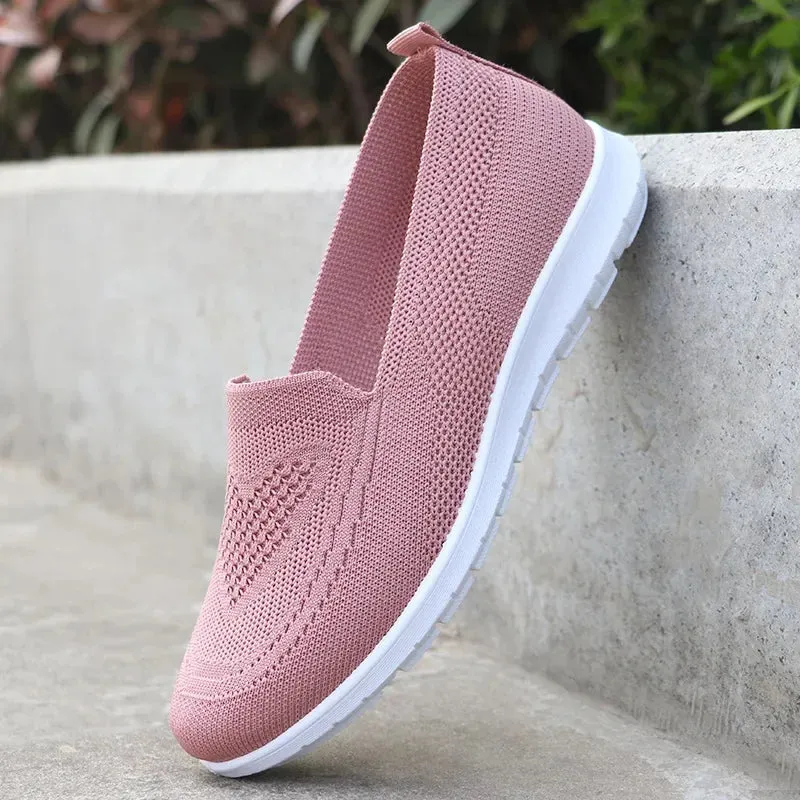 Spring/Summer Women's New Casual Single Shoes, Old Beijing Cloth Shoes, Soft Sole, Mom's Flat Shoes, 2024