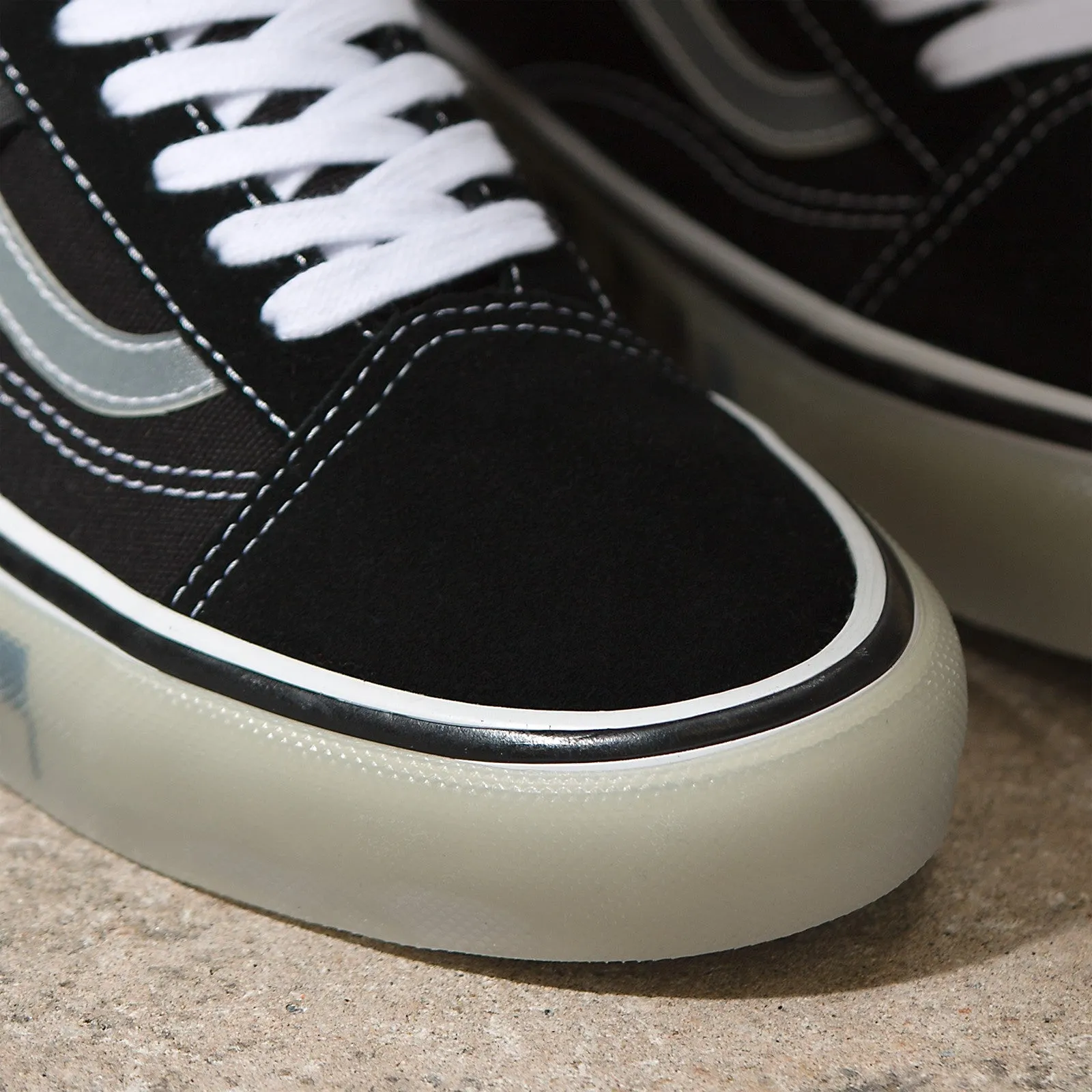 Vans Translucent Rubber Skate Old Skool Skateboard Shoe - Black/Clear