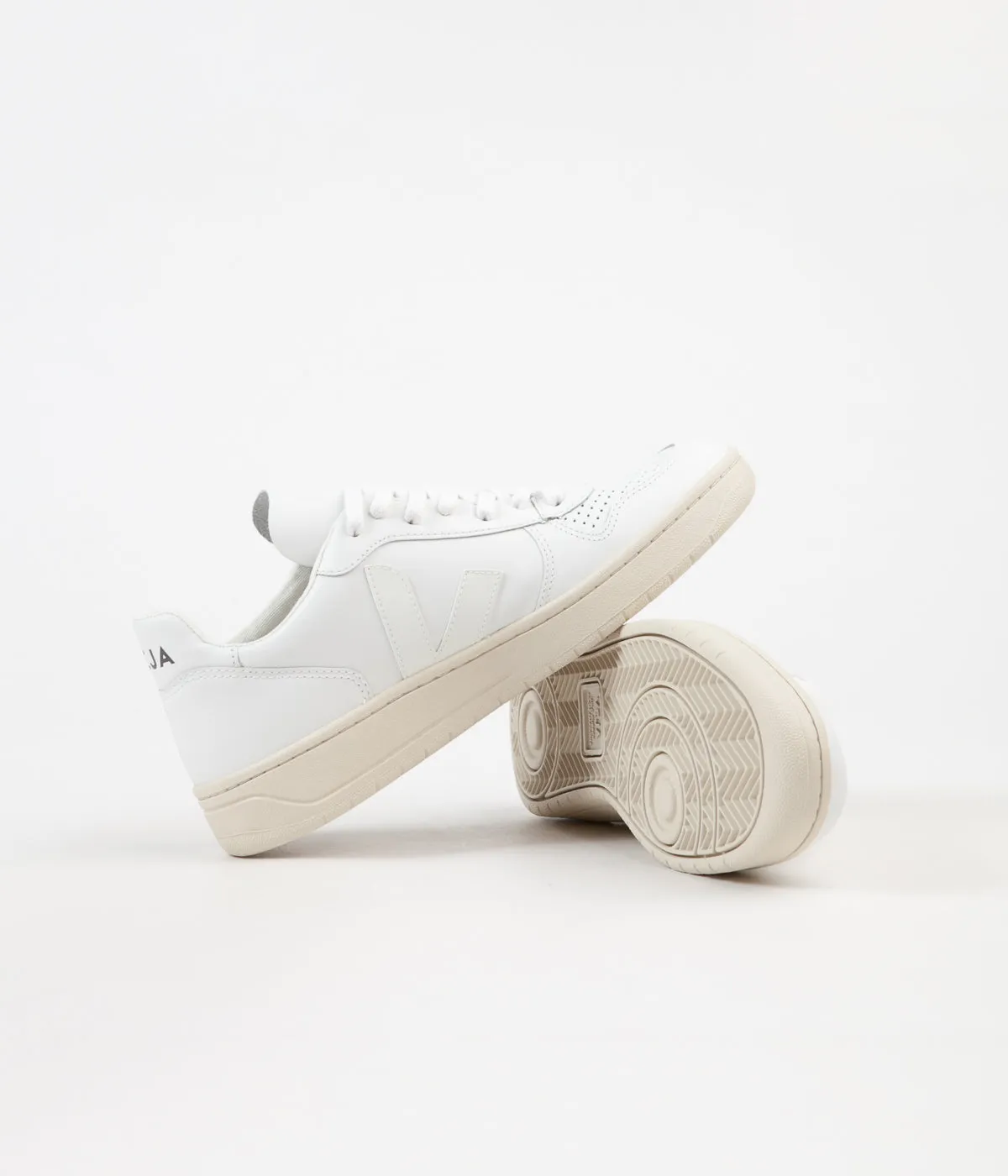 Veja V-10 Leather Shoes - Extra White