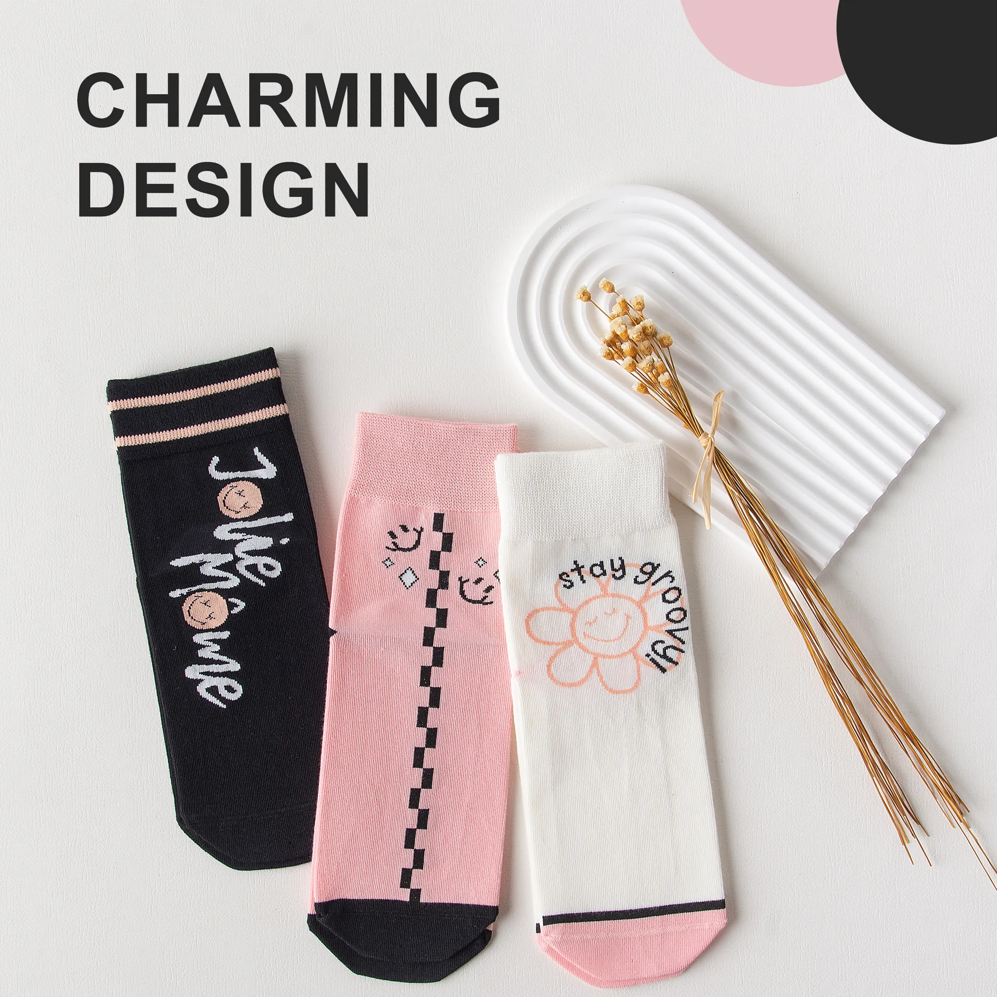 Womens Patterned Crew Socks Seamless Combed Cotton Funny Girls Cute Novelty Animal Flower Soft Socks Gifts 3 Pairs