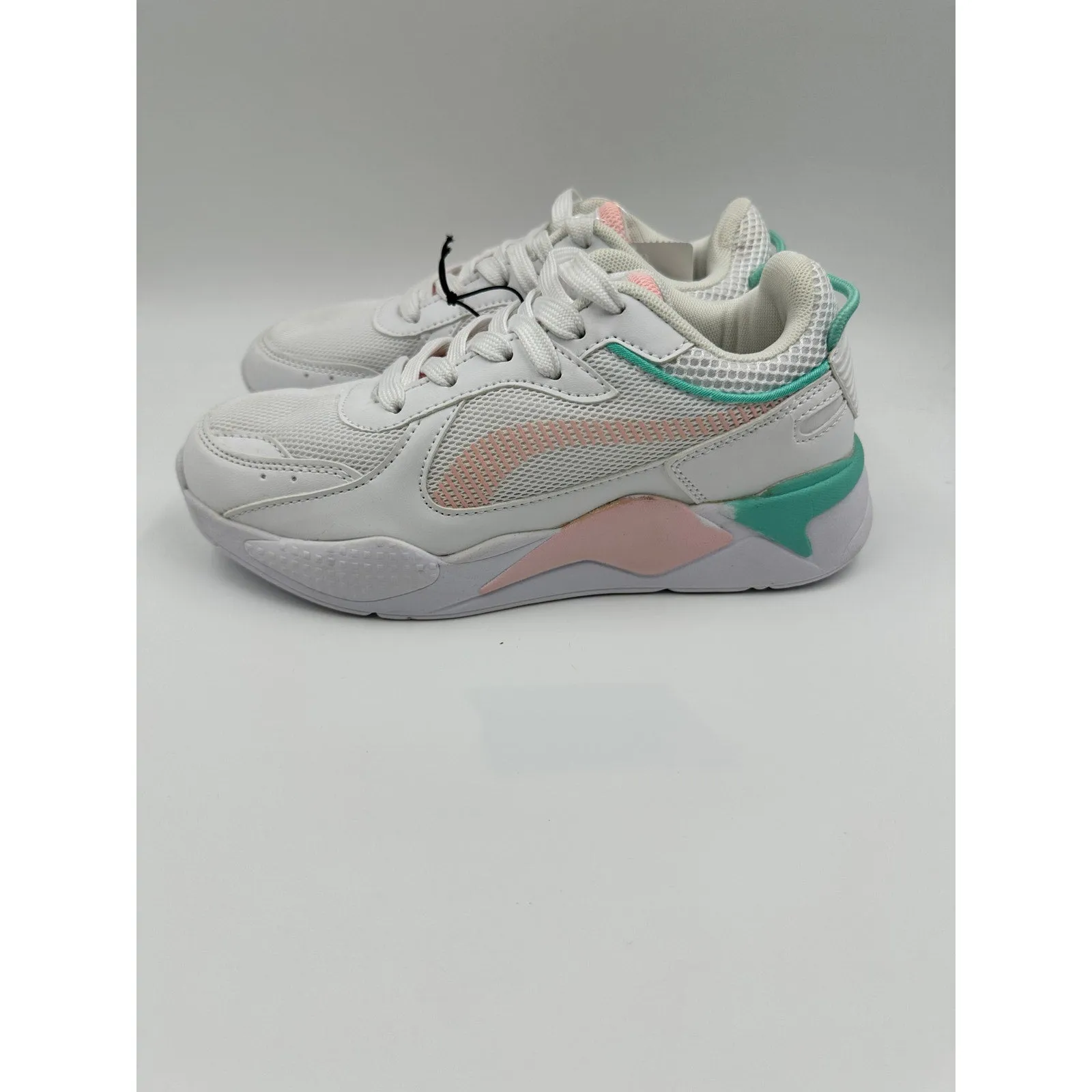 Women's Size 6.5, White Sneaker w/ Mint Green & Salmon Accent, 90s chunky sole