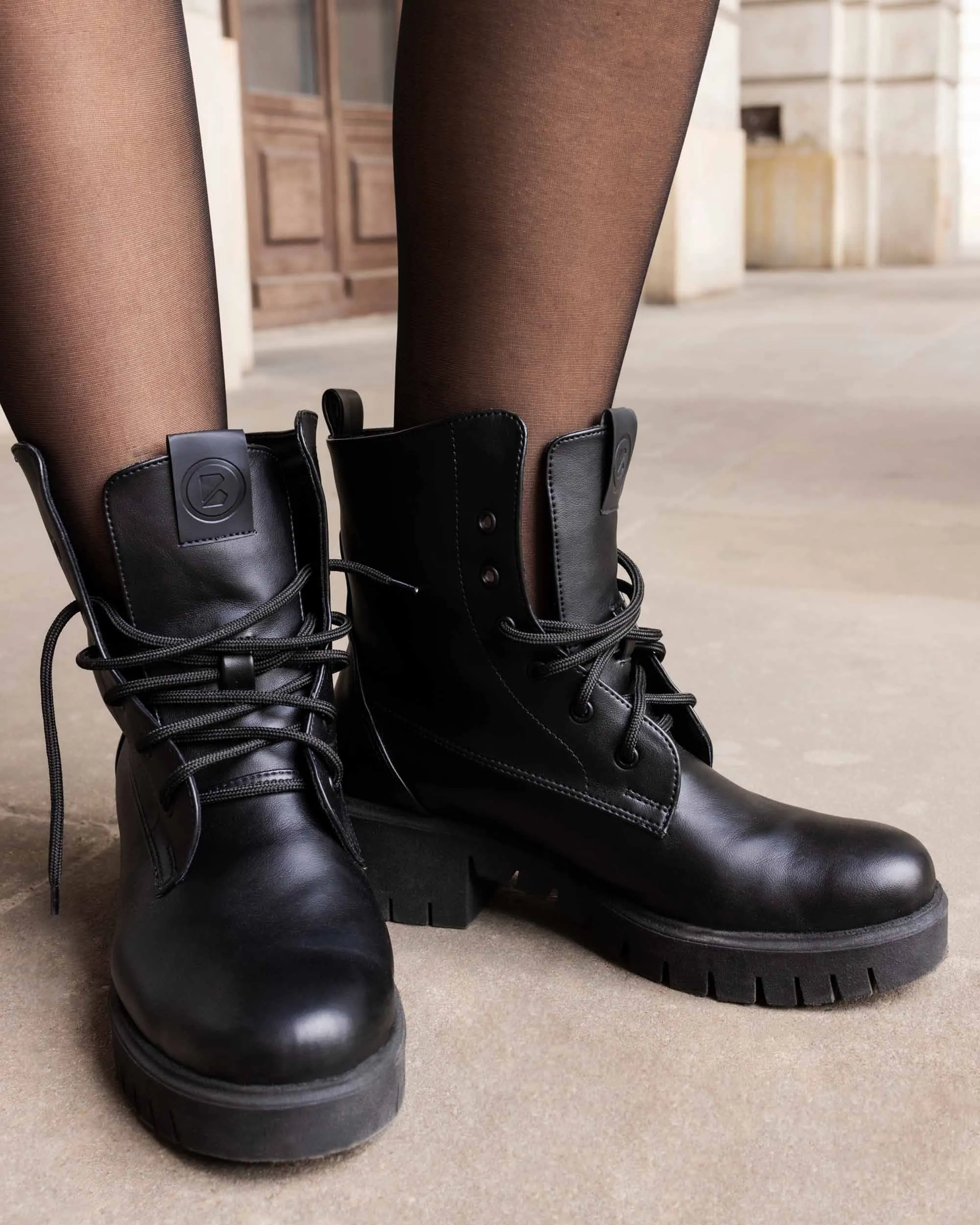 Workers No. 3 Boots Desserto® Cactus Leather Black