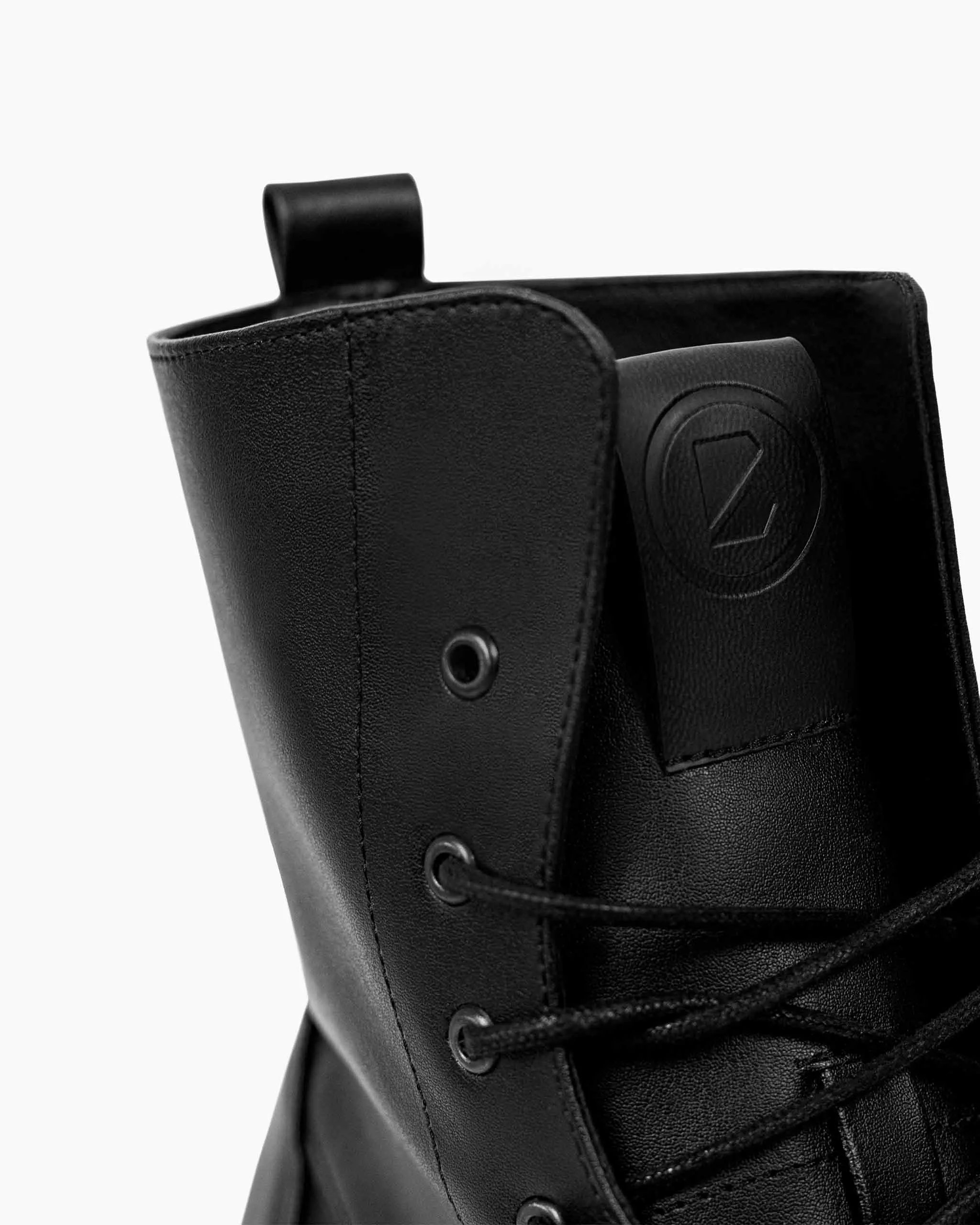 Workers No. 3 Boots Desserto® Cactus Leather Black